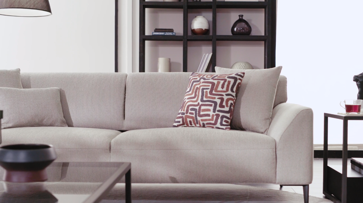 Триместен разтегателен диван «Berta» + 4 декоративни възглавници, ширина 230см