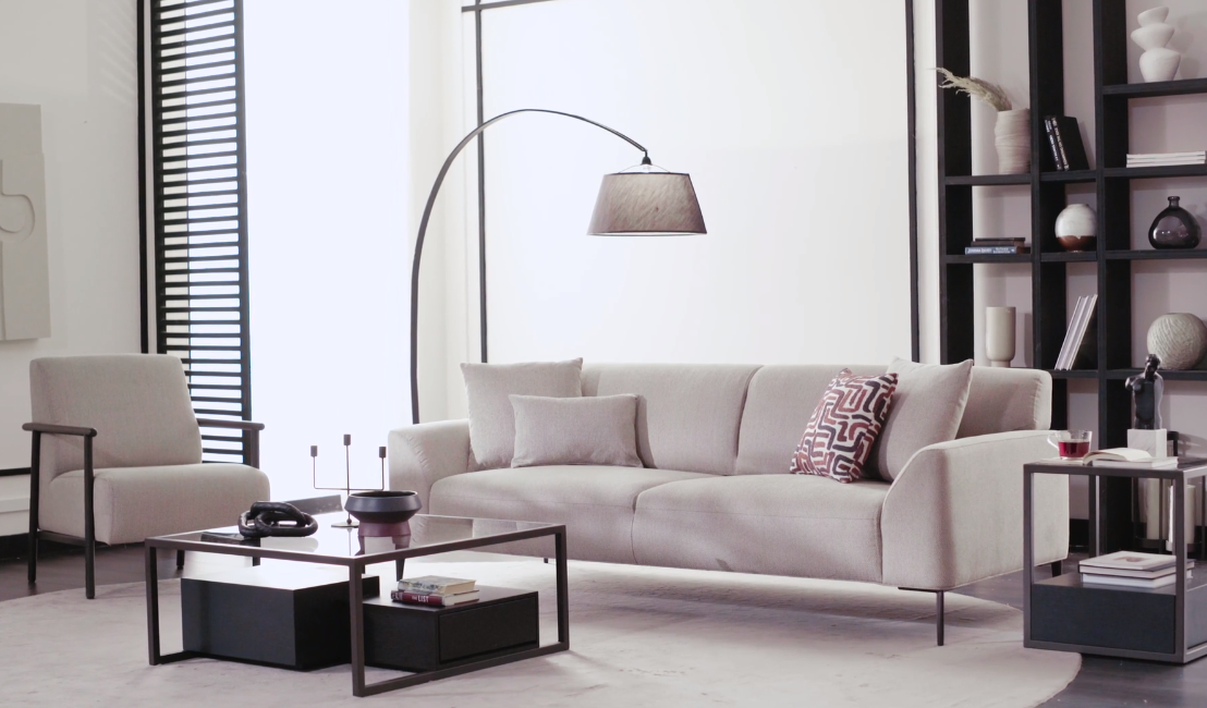 Триместен разтегателен диван «Berta» + 4 декоративни възглавници, ширина 230см