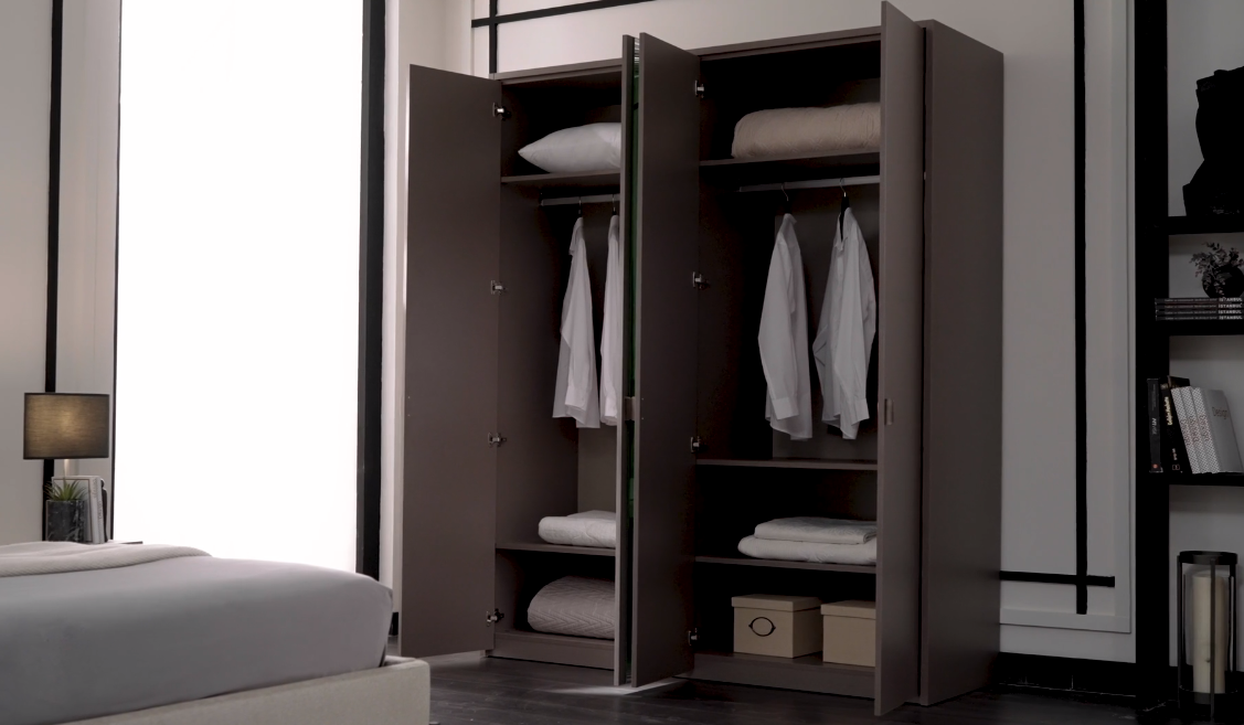 Четирикрилен гардероб «Berta» с огледална врата, ширина 182см