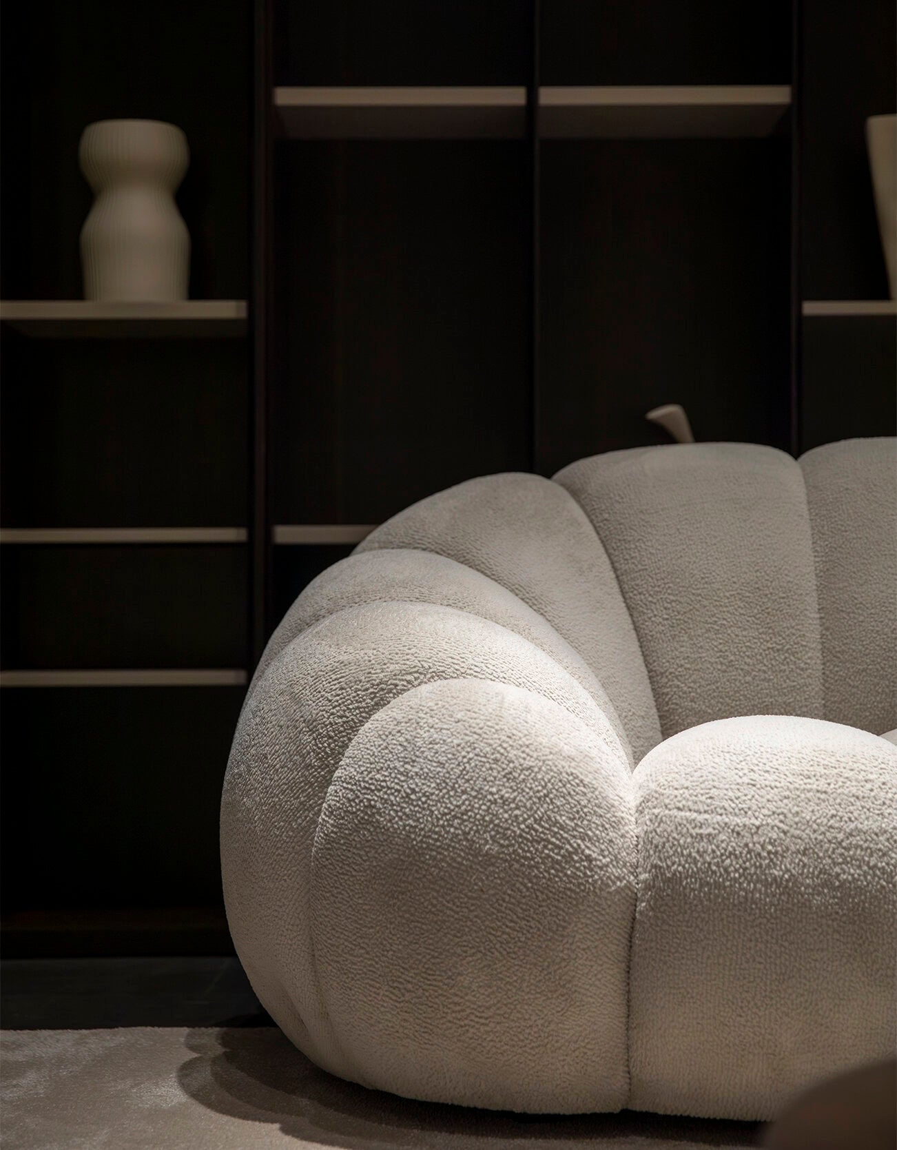 Диван «Bibendum» + две декоративни възглавници