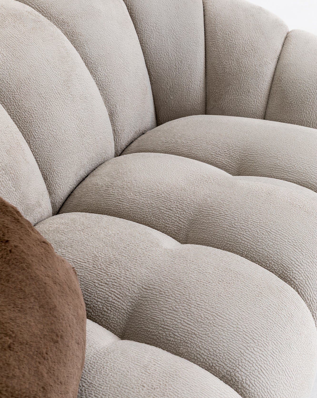 Диван «Bibendum» + две декоративни възглавници