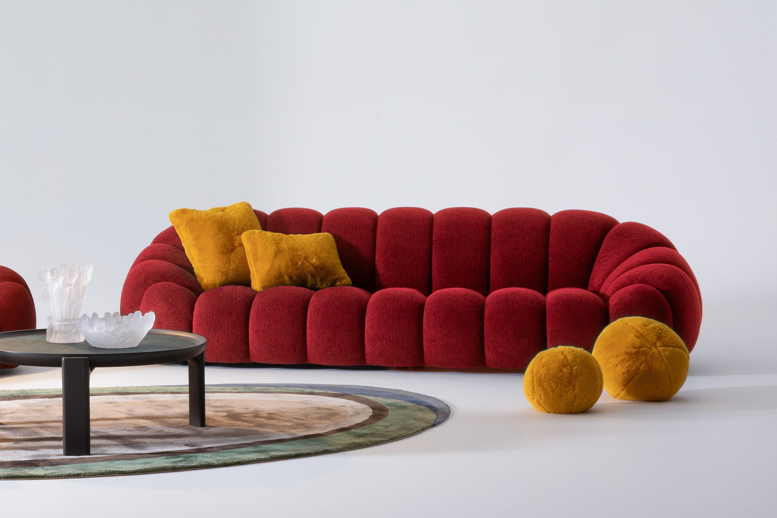 Диван «Bibendum» + две декоративни възглавници