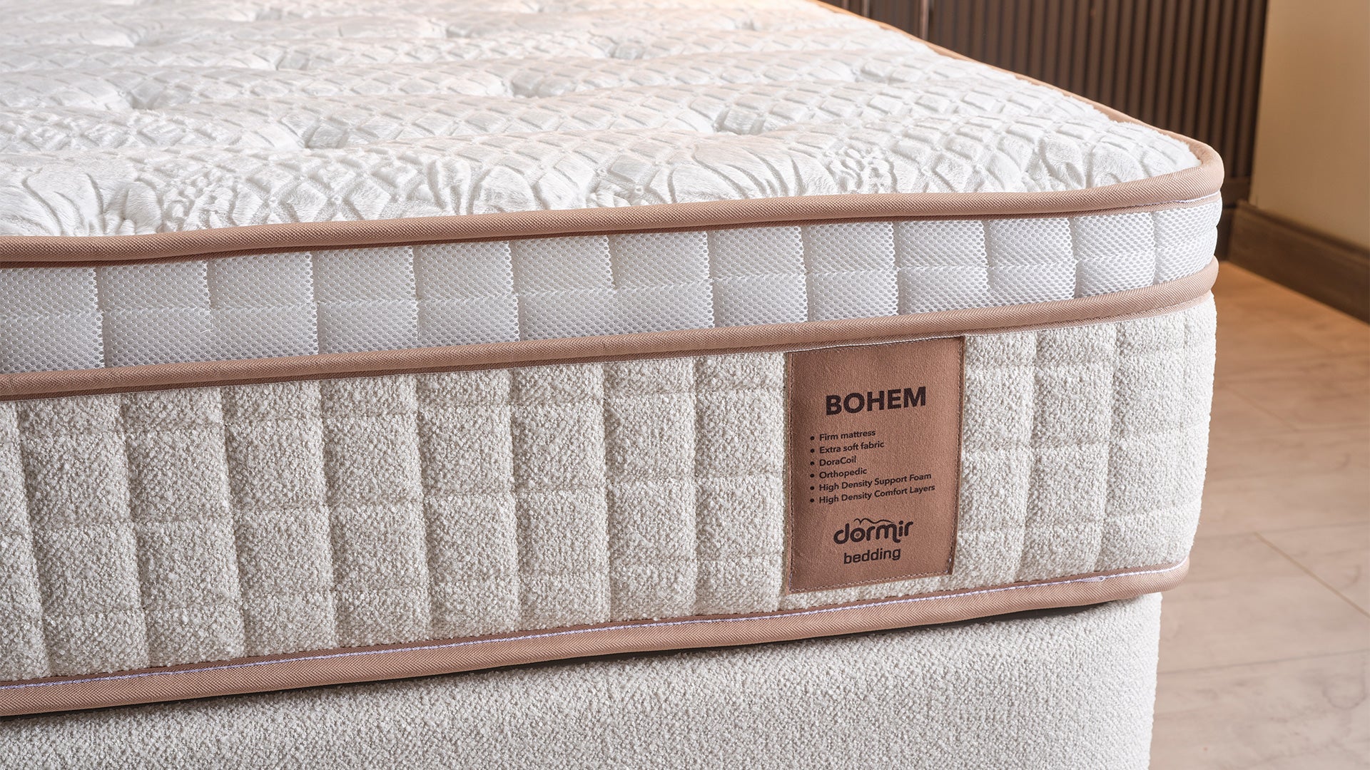 Тапицирано легло «Bohem» + Матрак и табла - с място за съхранение и система за безшумно затваряне