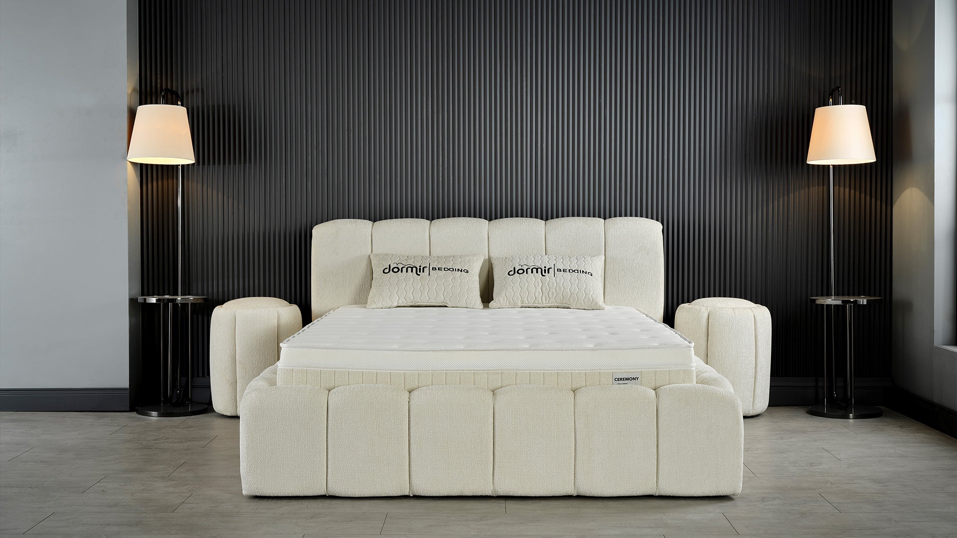 Тапицирано легло «Ceremony» + Матрак и табла - с място за съхранение и система за безшумно затваряне