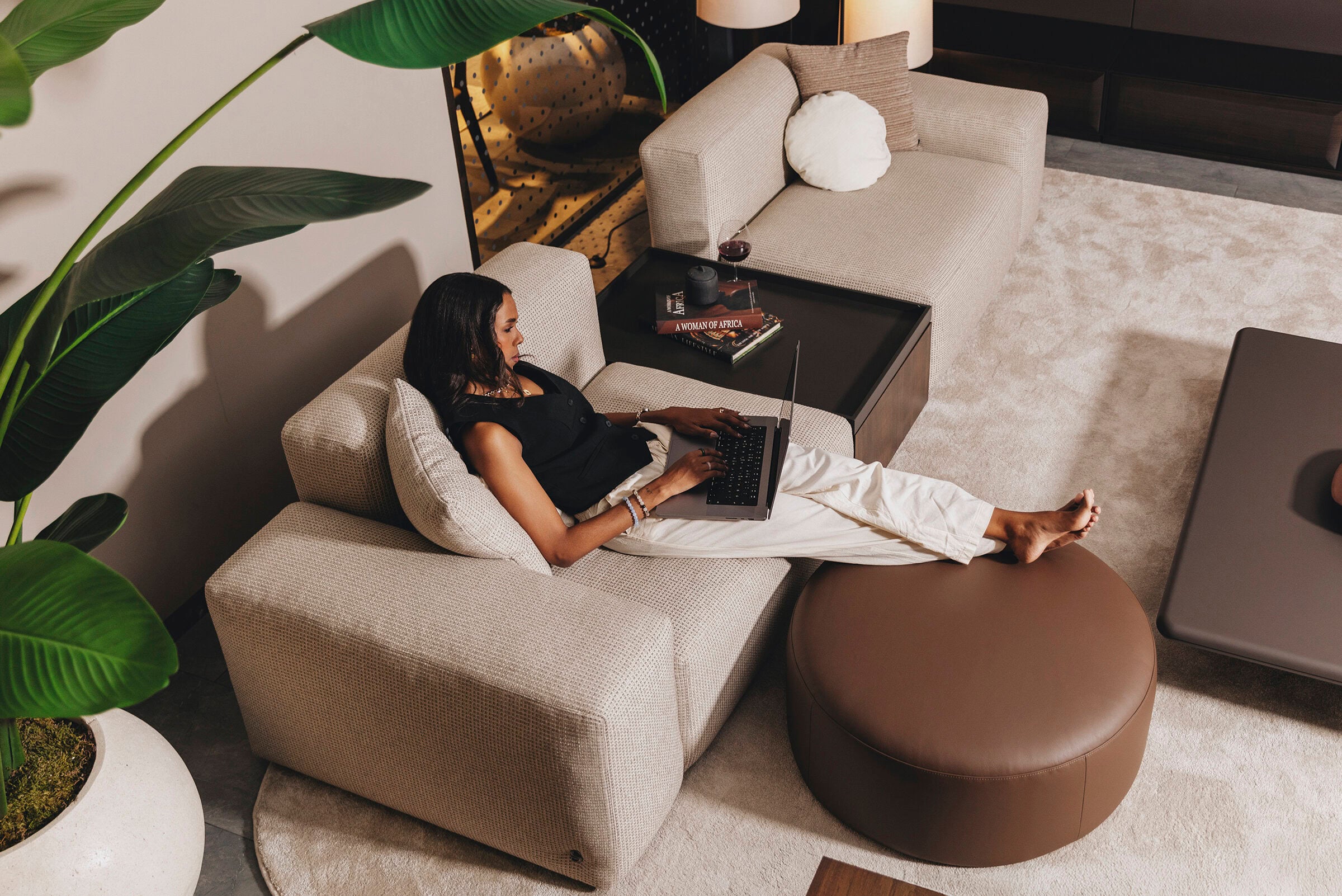 86 готови конфигурации на модулен диван «Cubic»