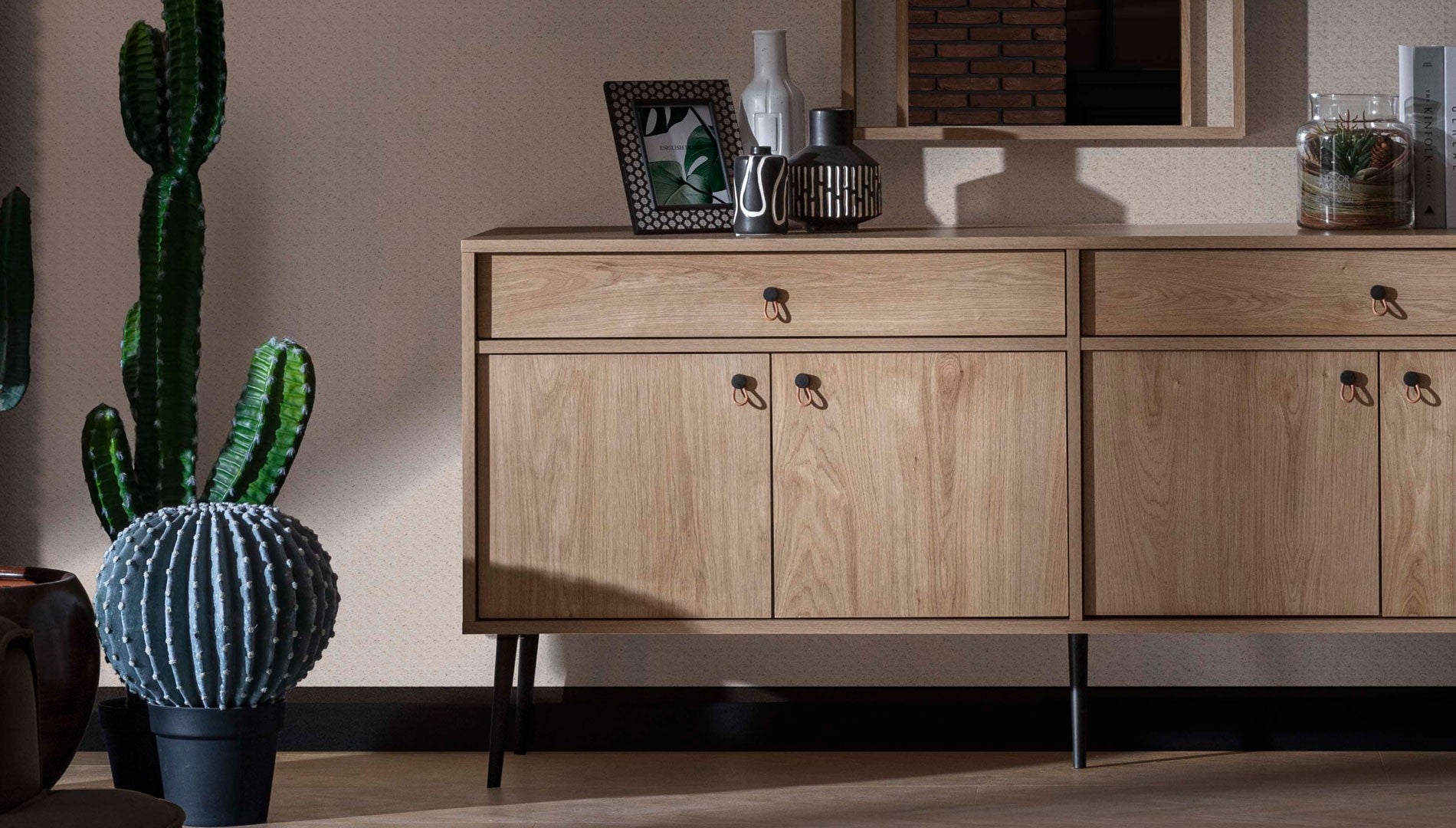 Бюфет «Plus» с две чекмеджета, размер 180х80х46см