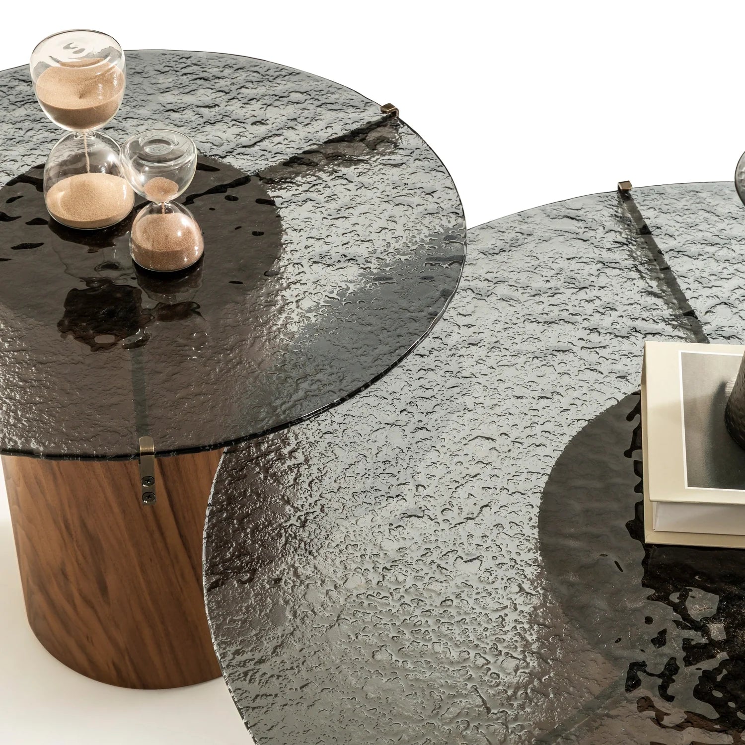 Холна маса «Elvora 1387» с релефно стъкло, с размер 91х35х91см