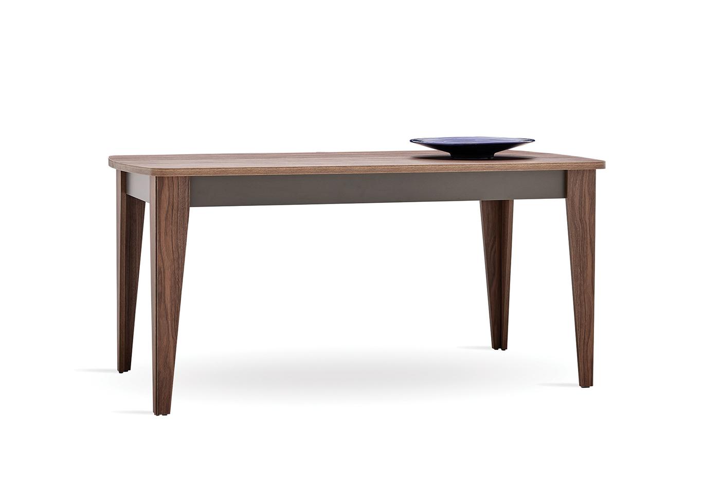 Трапезна маса