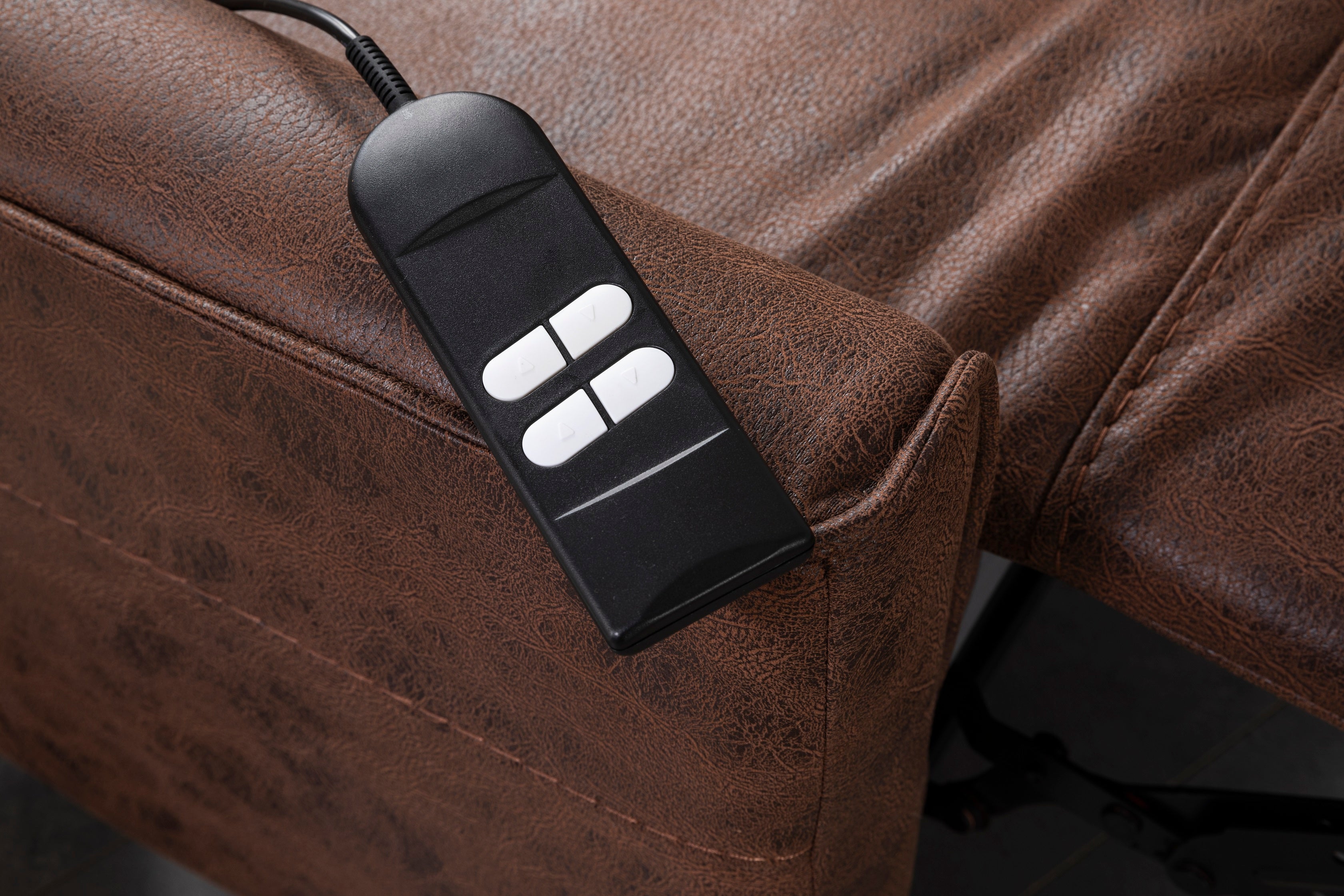 Кресло «Girit Medical» с електрически релакс механизъм, USB зарядна станция