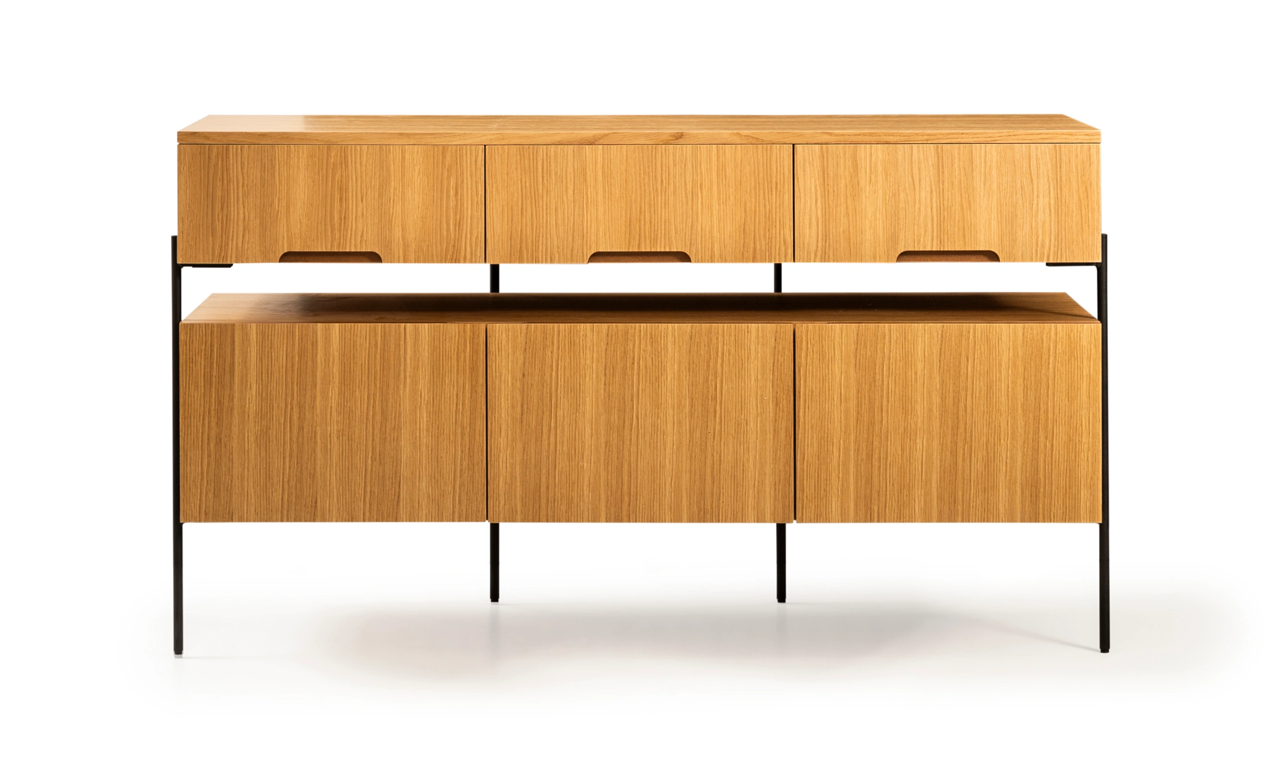 Бюфет «Harmonia 40001» с естествен фурнир, размер 142х79х44см