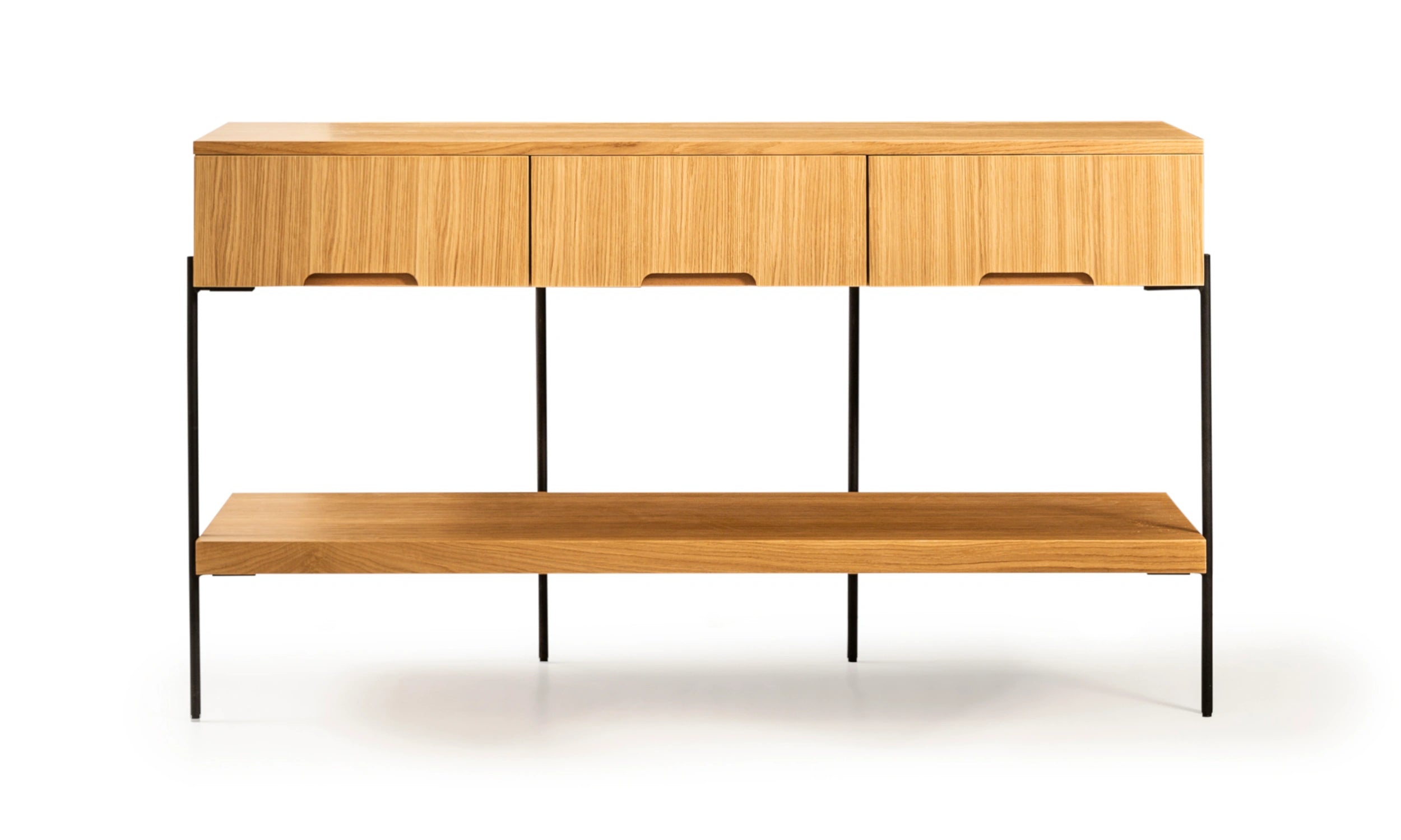 Бюфет «Harmonia 40000» с естествен фурнир, размер 142х79х44см