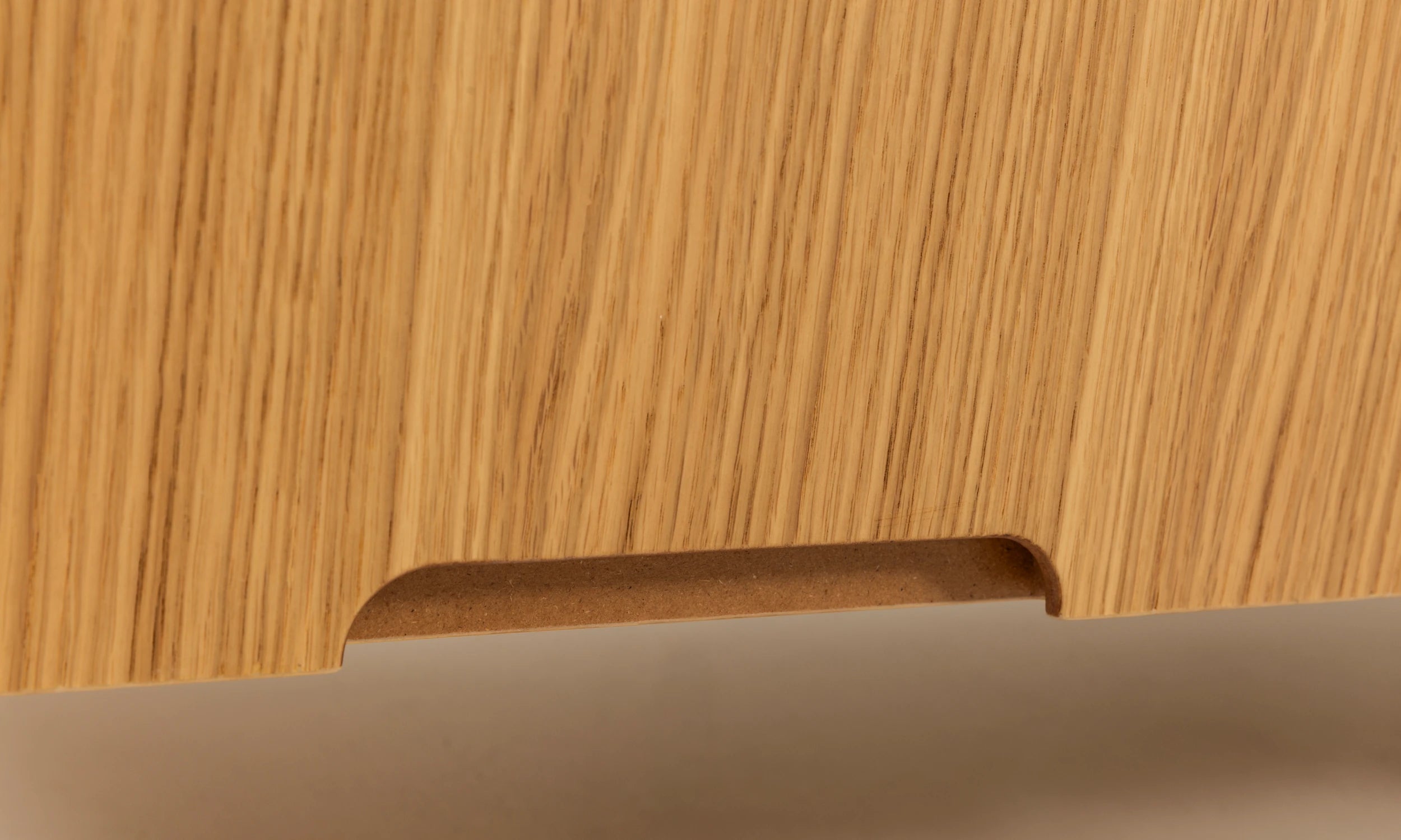 ТВ конзола «Harmonia» с размер 140х51х42см