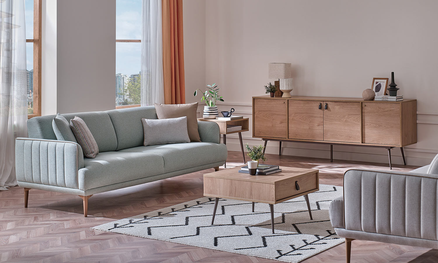 Tриместен разтегателен диван «Helis» + 4 декоративни възглавници, ширина 215см