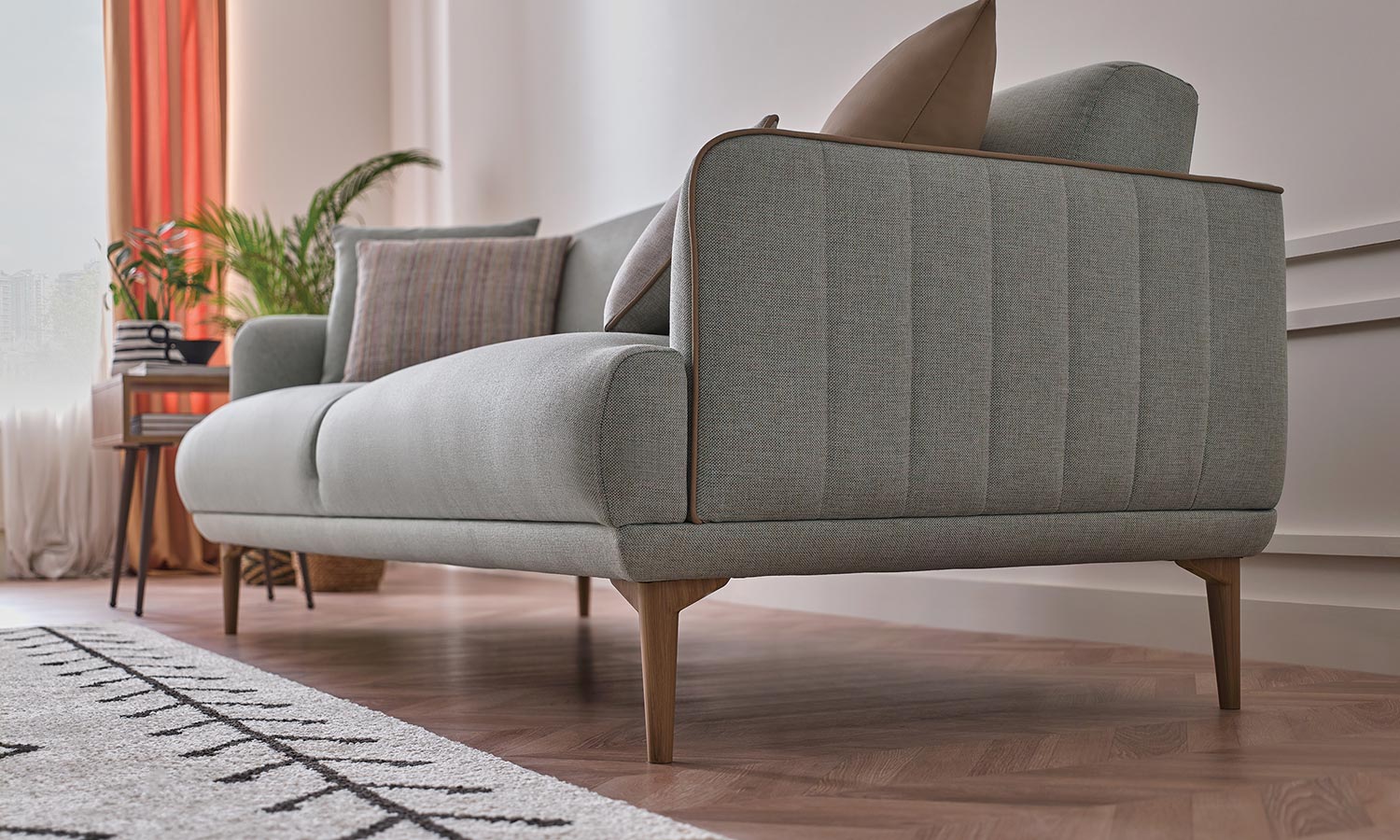 Tриместен разтегателен диван «Helis» + 4 декоративни възглавници, ширина 215см