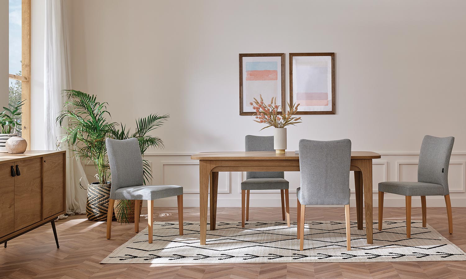 Трaпезен стол «Helis» с тапицерия