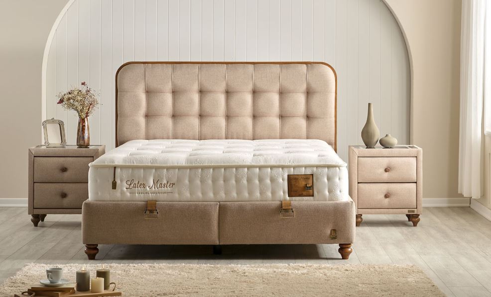 Тапицирано нощно шкафче «Latex Master» + две чекмеджета, с LED осветление, с музикална система и USB зарядна станция, размер 52х59х43см