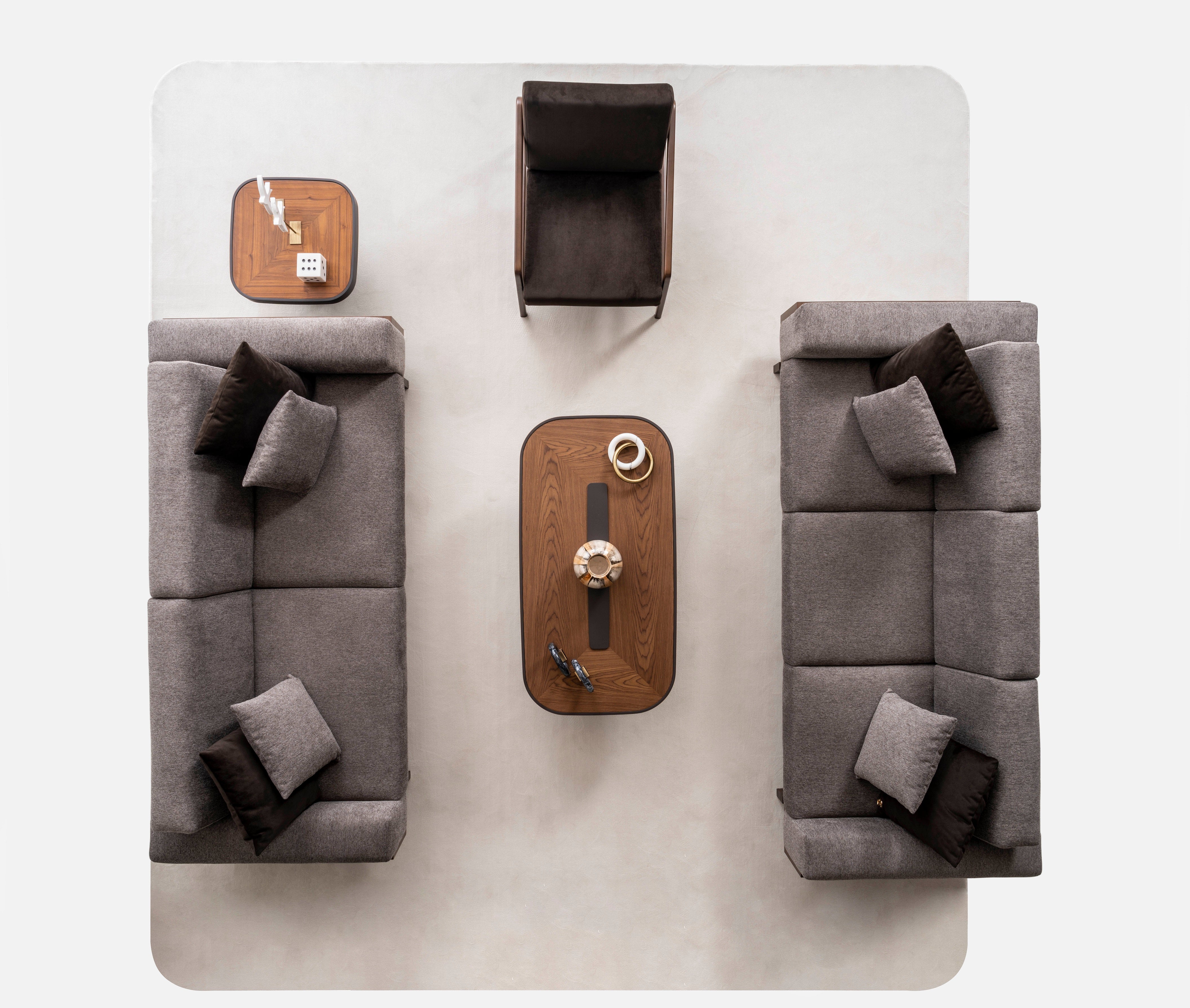 Четириместен разтегателен диван «Harmony» + две декоративни възглавници, ширина 257см