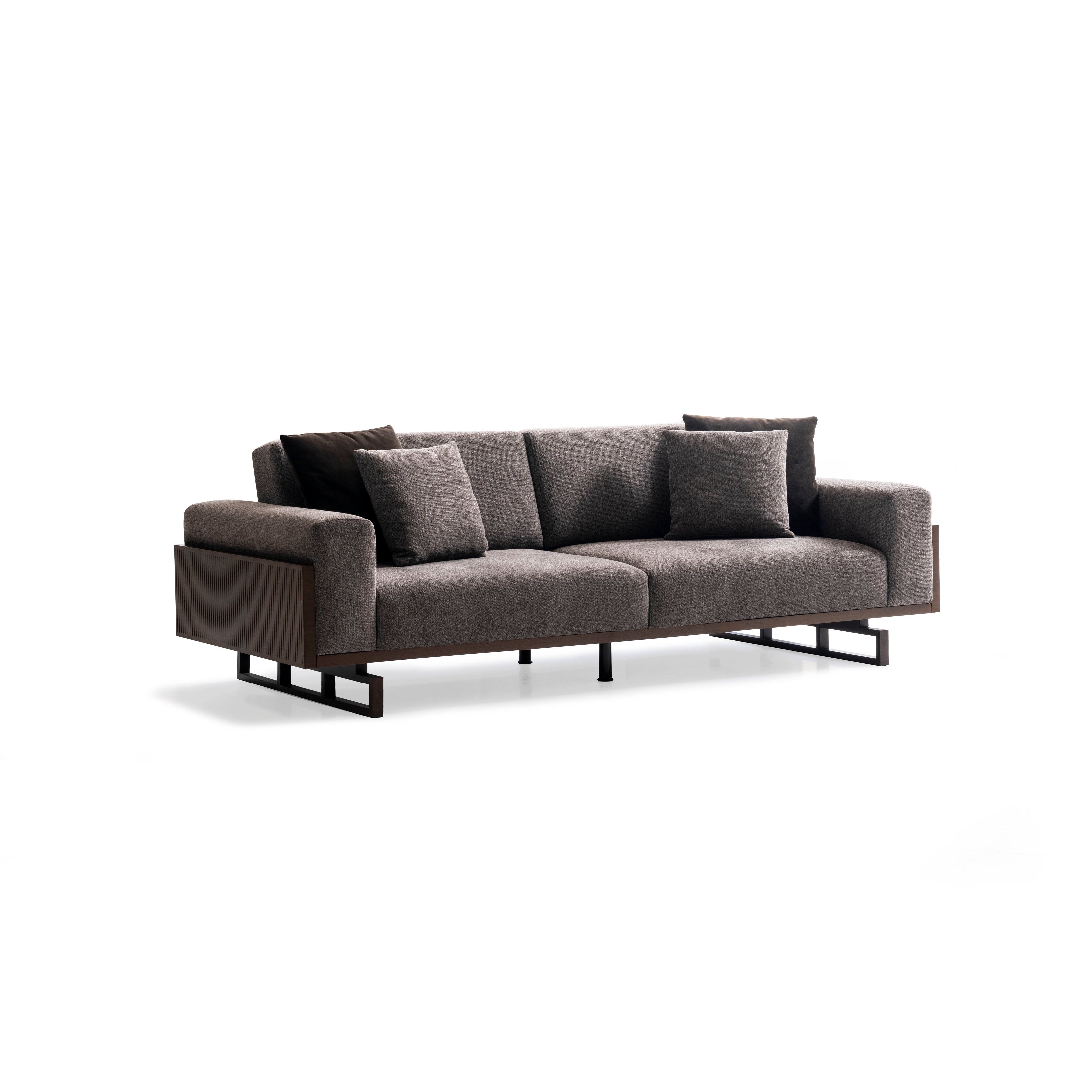 Триместен разтегателен диван «Harmony» + 2 декоративни възглавници, ширина 240см