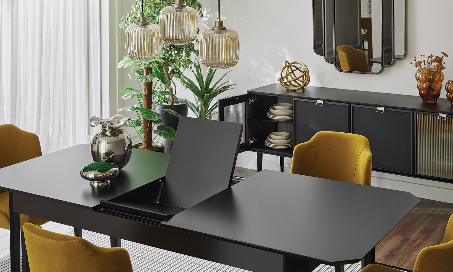 Трапезна разтегателна маса «Krista» с размер 180х76х95см