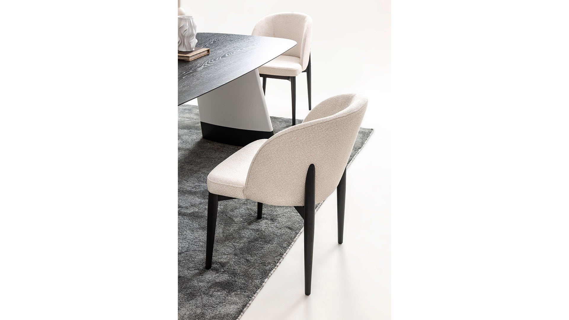 Трапезен стол «Side» с тапицерия