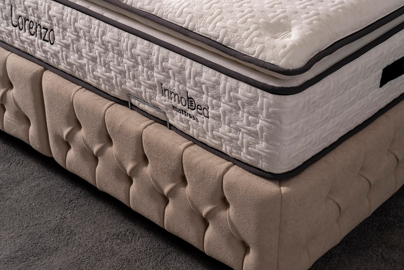 Тапицирано легло «Lorenzo» + Матрак и табла - с място за съхранение