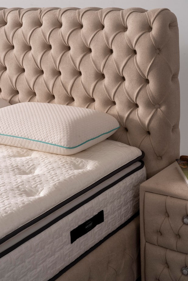 Тапицирано легло «Lorenzo» + Матрак и табла - с място за съхранение