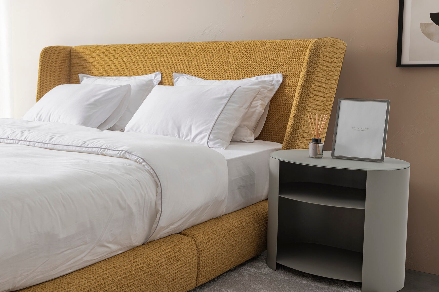 Тапицирано легло «Madrid»