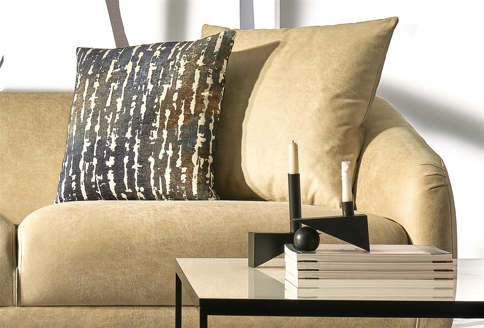 Триместен диван «Maison» + 3 декоративни възглавници, ширина 227см