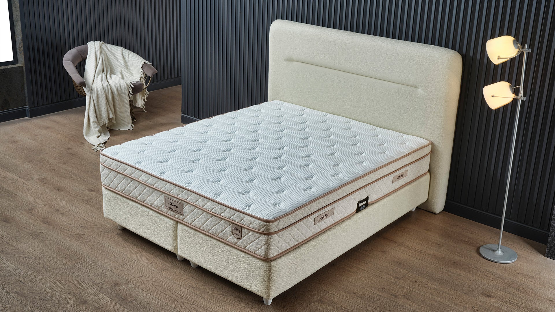 Тапицирано легло «Merci» + Матрак и табла - с място за съхранение и система за безшумно затваряне