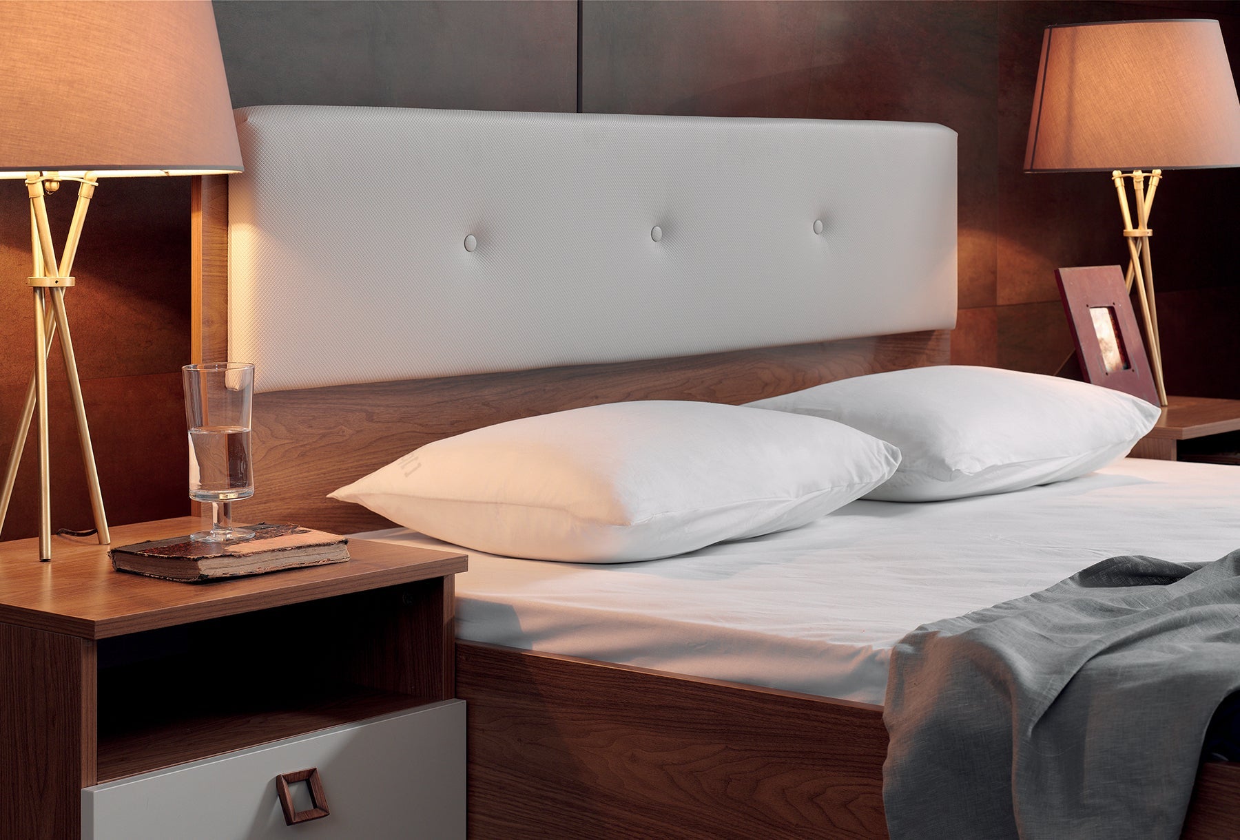 Легло «Mistral» + табла - с място за съхранение, повдигащ механизъм, размер 160х200см