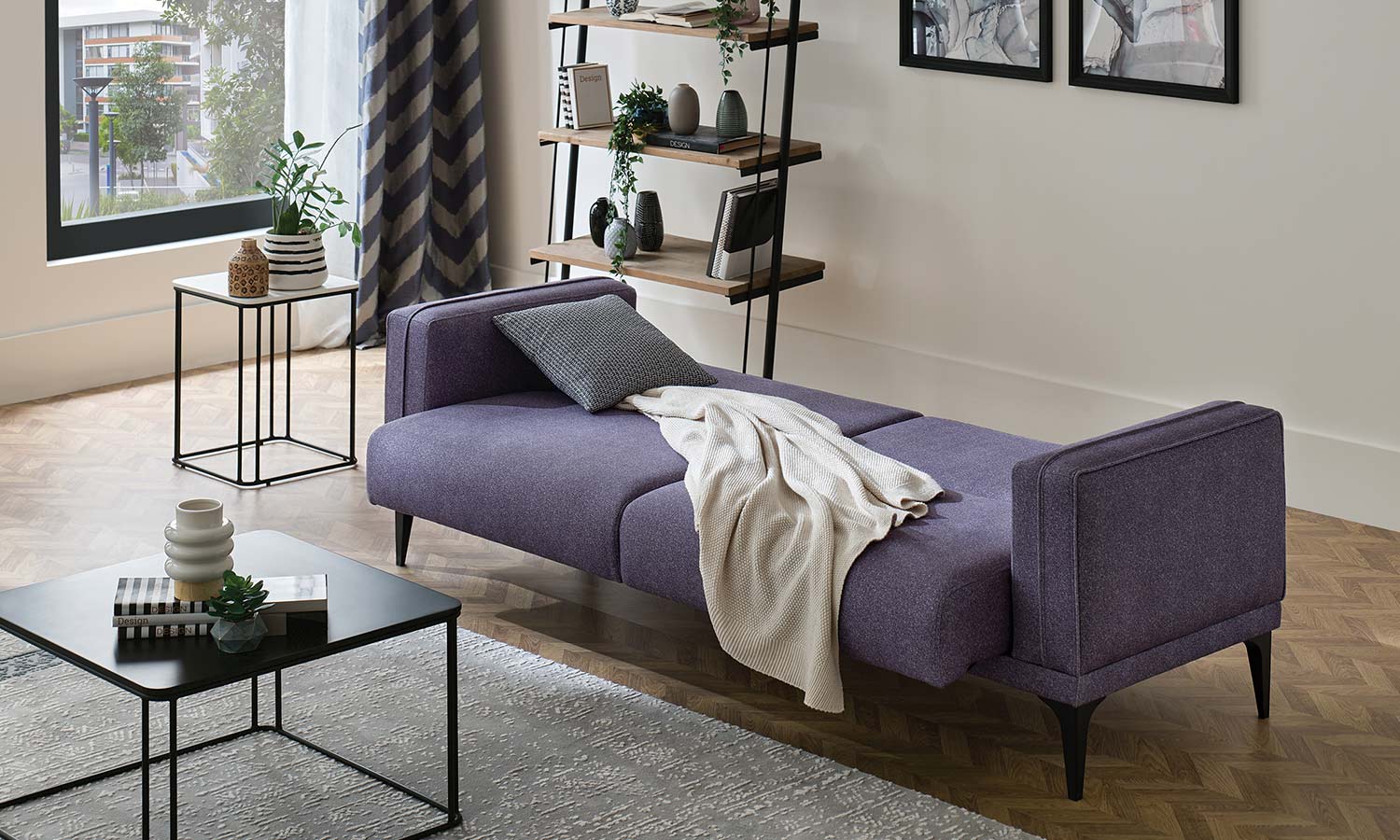 Tриместен разтегателен диван «Morel» + 3 декоративни възглавници, ширина 224см