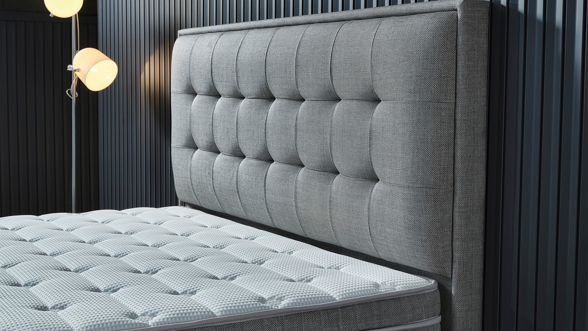 Тапицирано легло «Neptun» + Матрак и табла - с място за съхранение, повдигащ механизъм