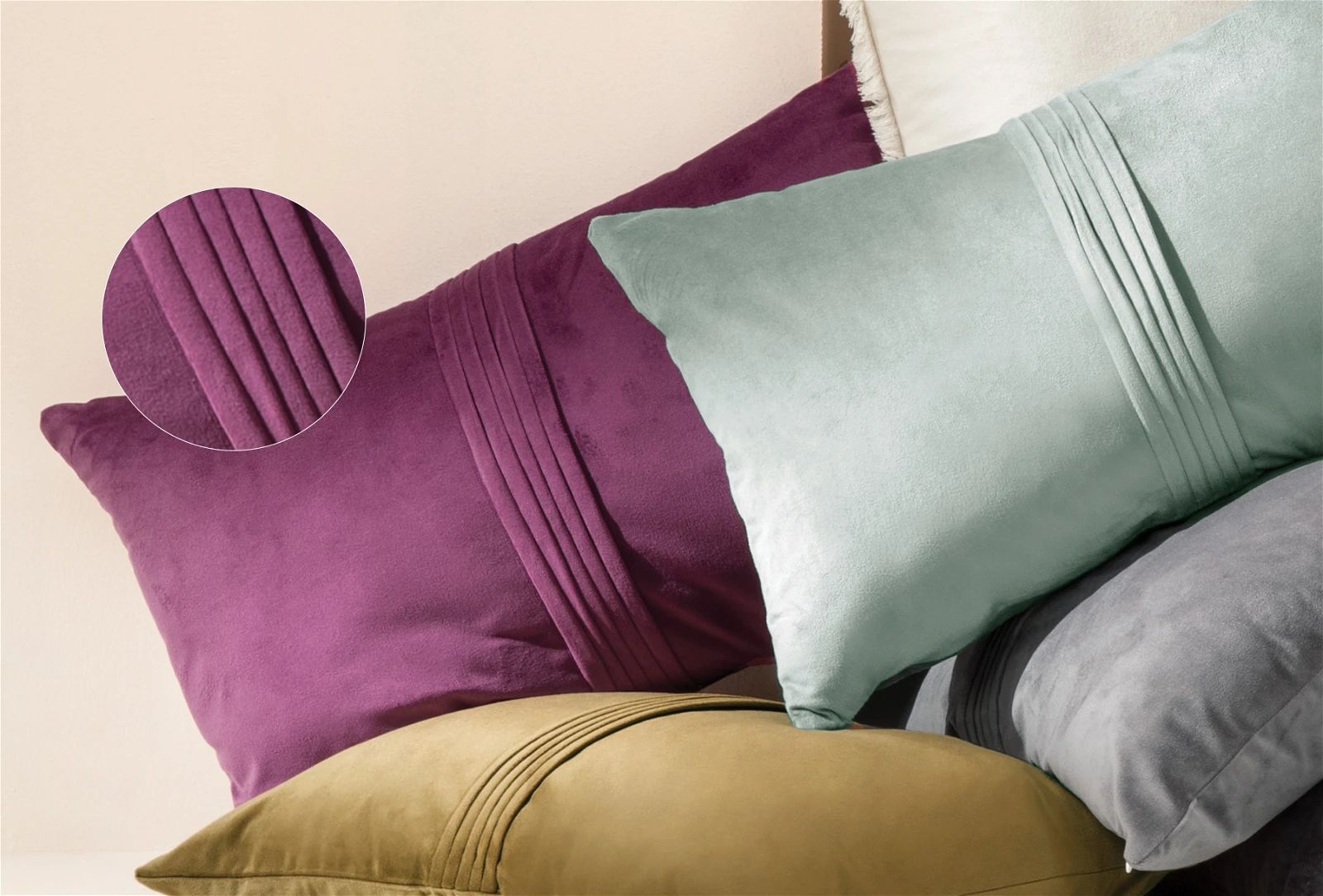 Декоративна възглавница «Otis Purple»