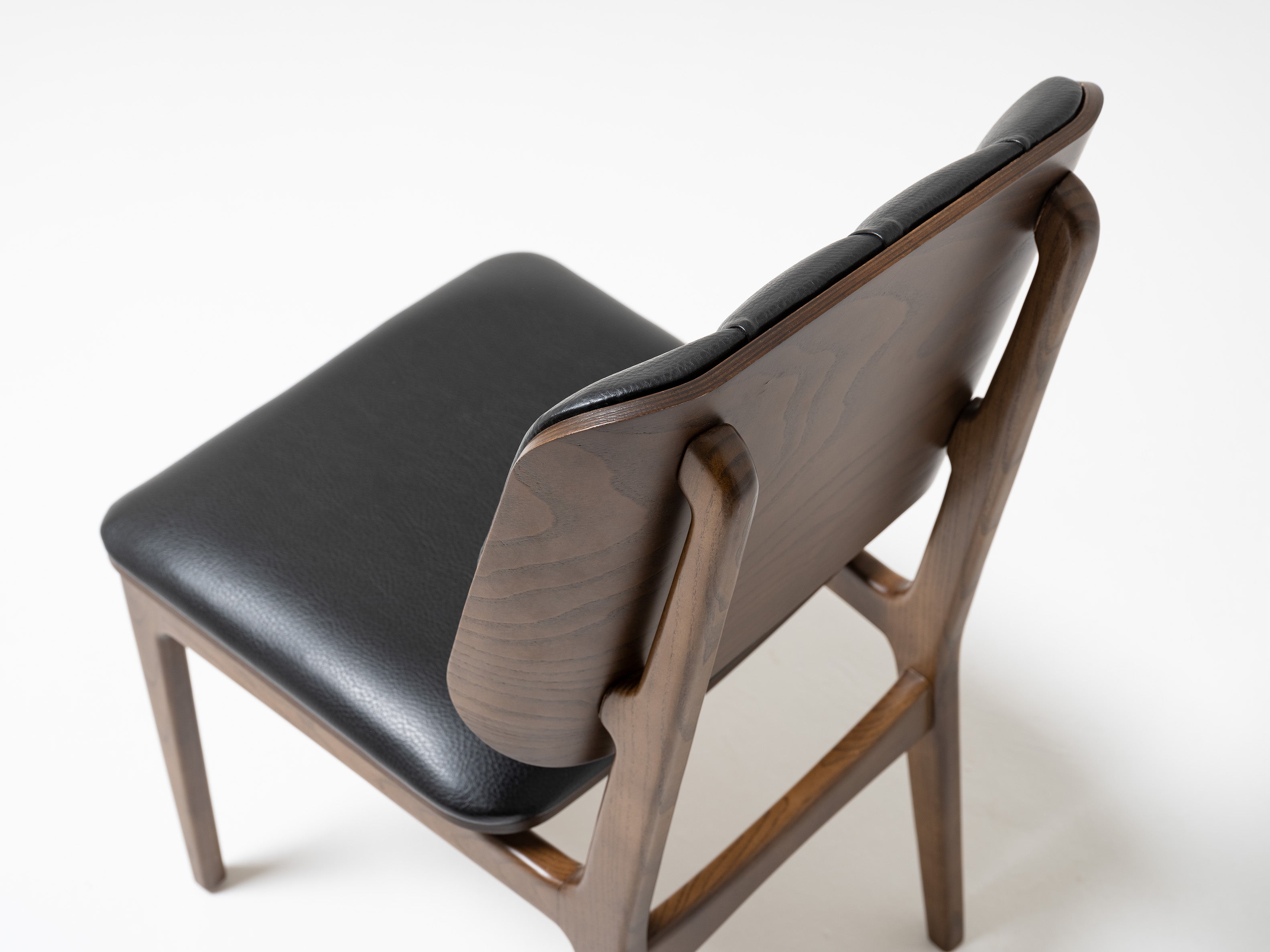 Трапезен стол «Melinda» с тапицерия, 50+ вида дамаски