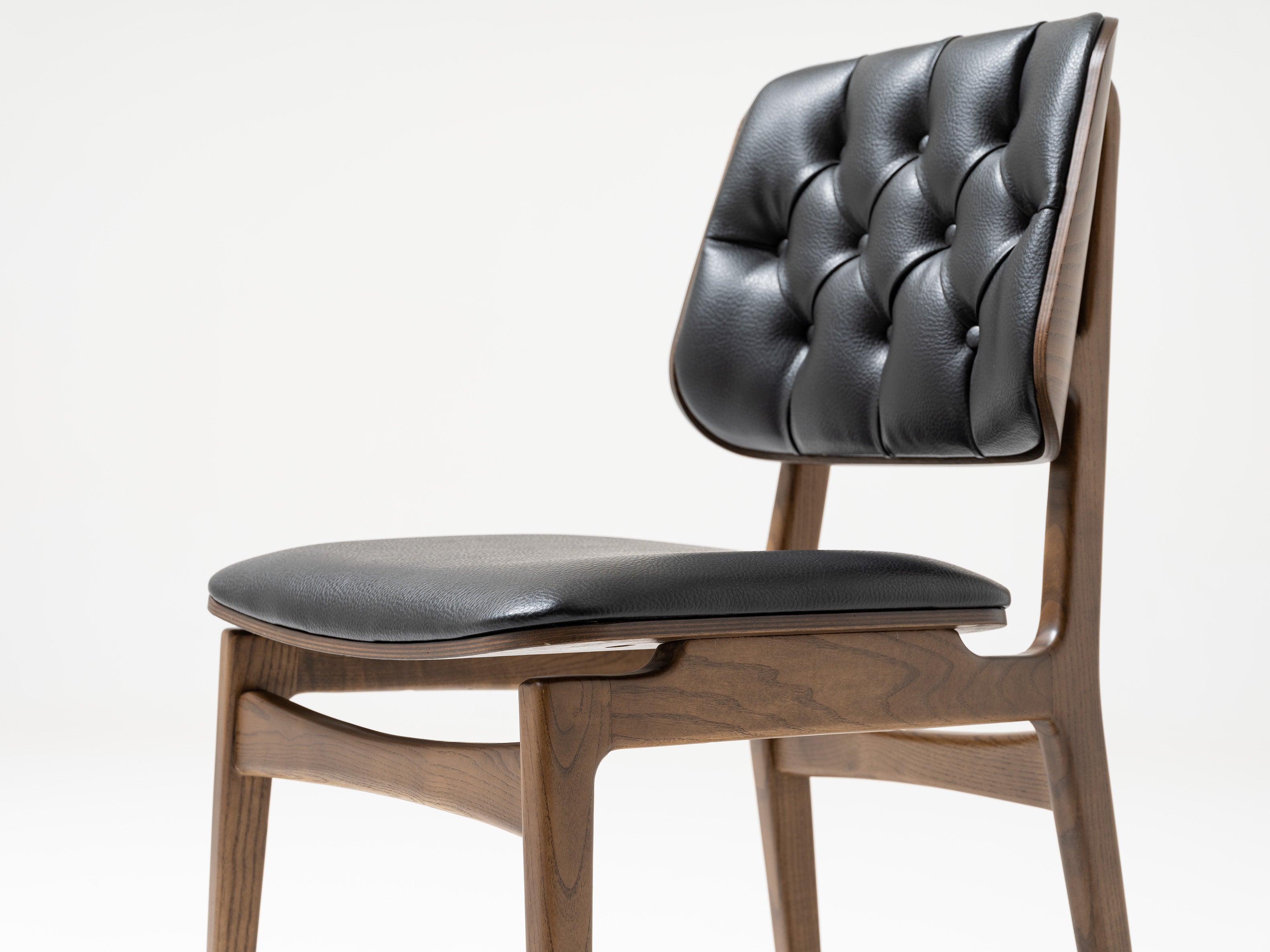 Трапезен стол «Melinda» с тапицерия, 50+ вида дамаски