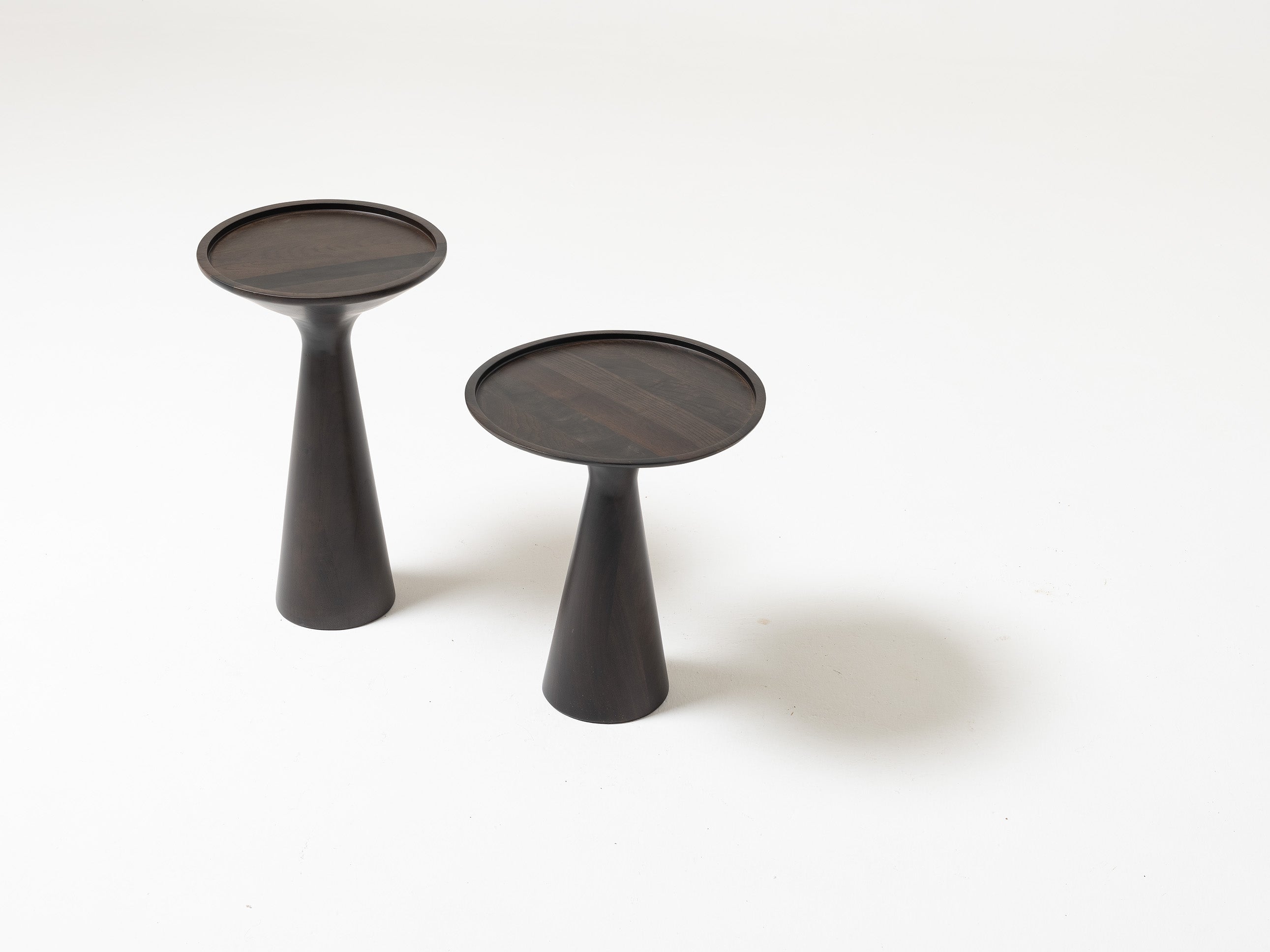 Помощна маса «Zen» - естествен фурнир