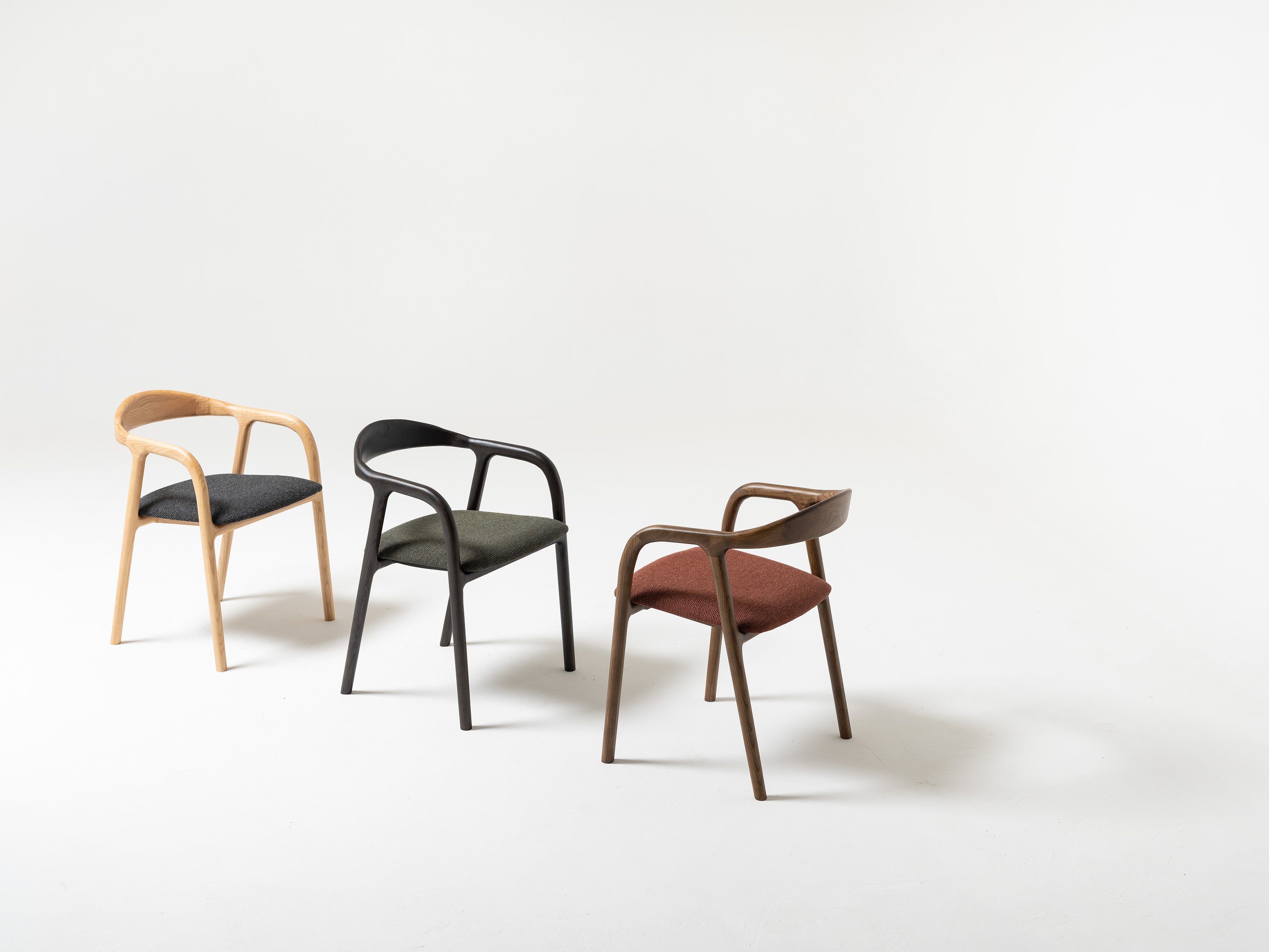 Трапезен стол «Modena» с тапицерия, 50+ вида дамаски