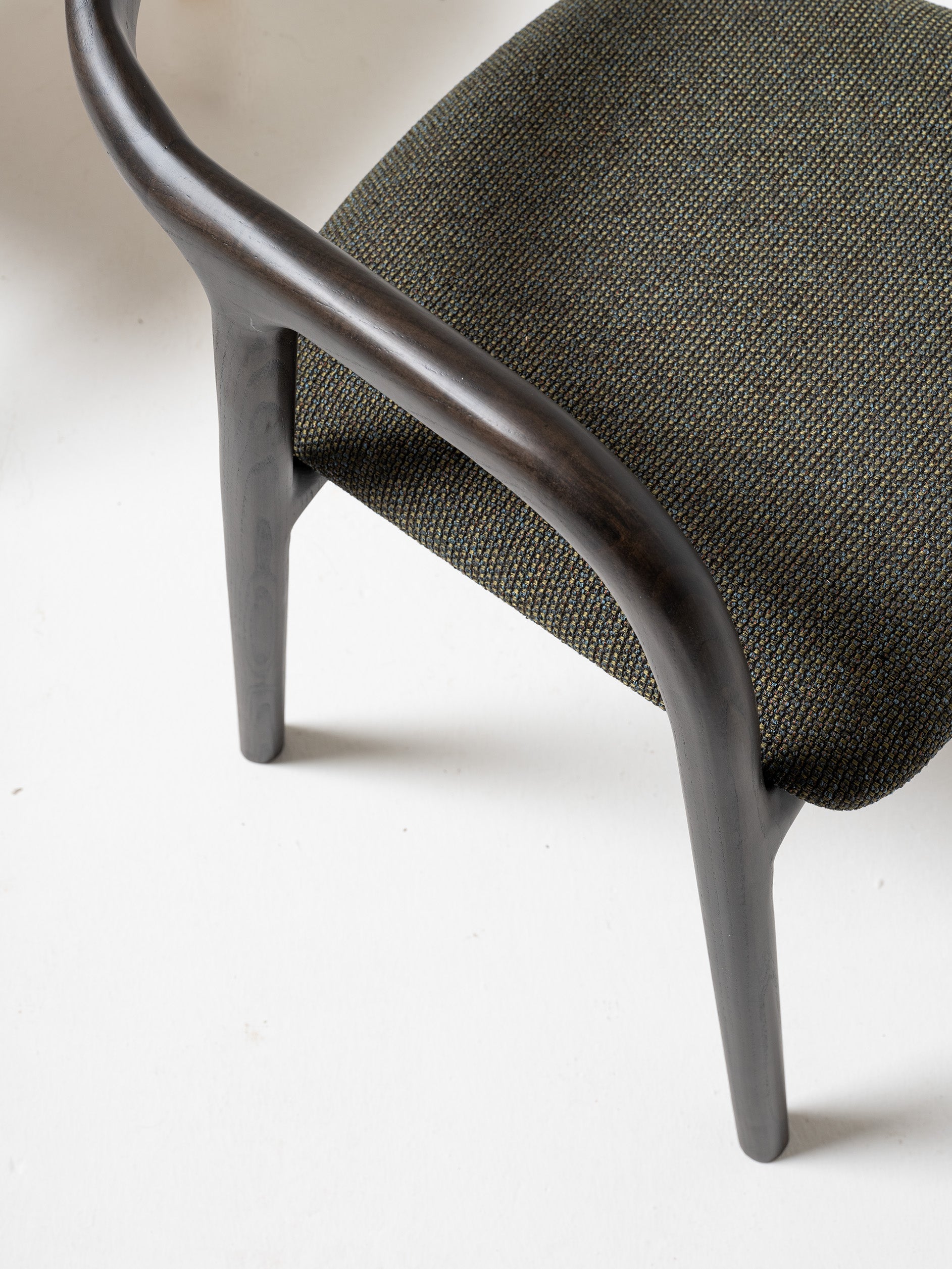 Трапезен стол «Modena» с тапицерия, 50+ вида дамаски