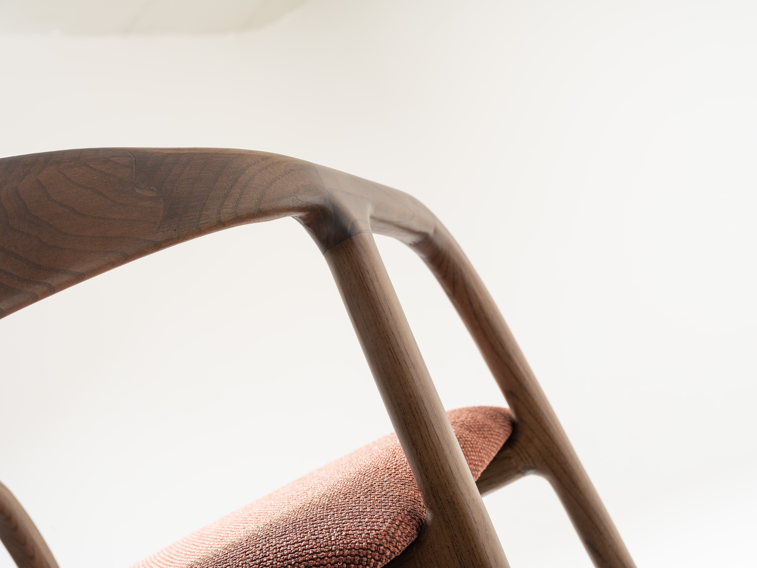 Трапезен стол «Modena» с тапицерия, 50+ вида дамаски