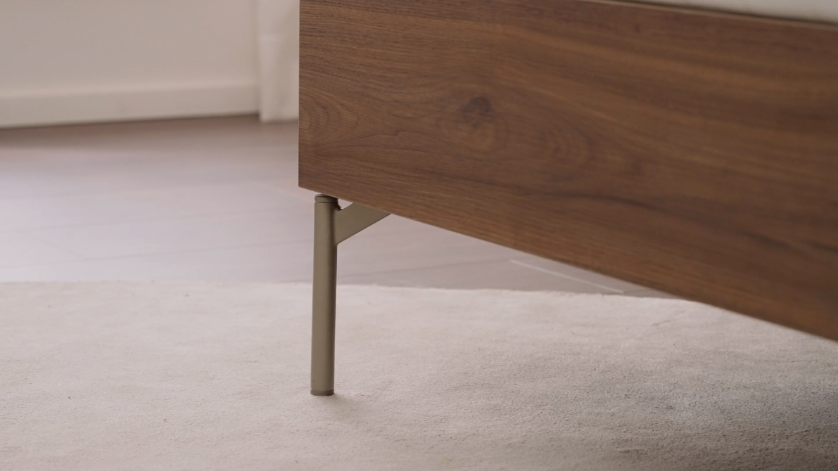 Легло «Pavia» + табла с осветление