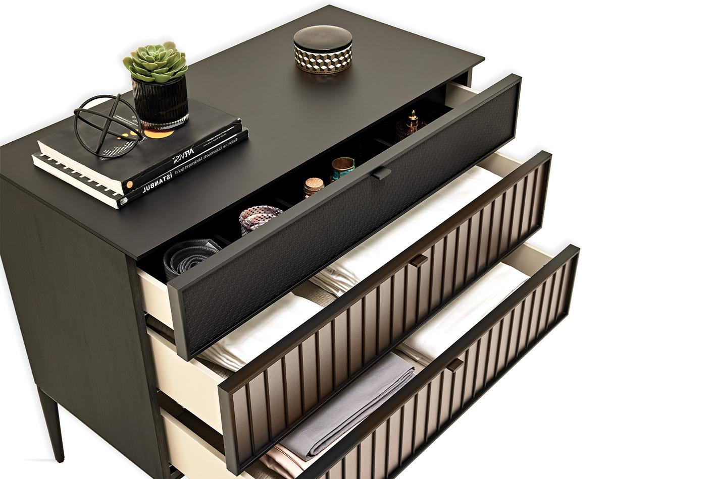 Скрин «Riga» с три чекмеджета, размер 100х85х48см