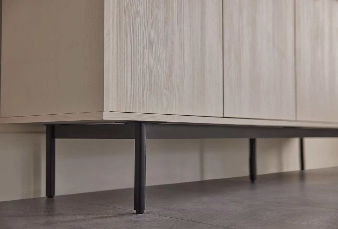 Бюфет «Loreto» с чекмедже и рафтове, размер 200х84х48см