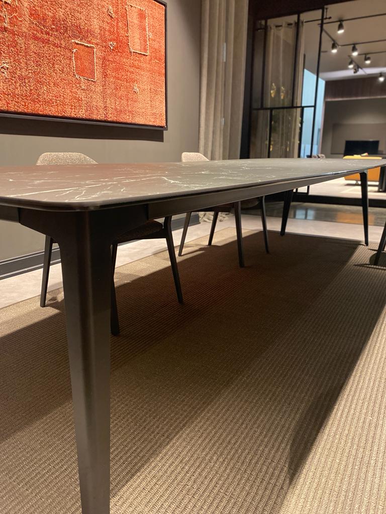 Трапезна маса «Porcelain» + керамичен плот