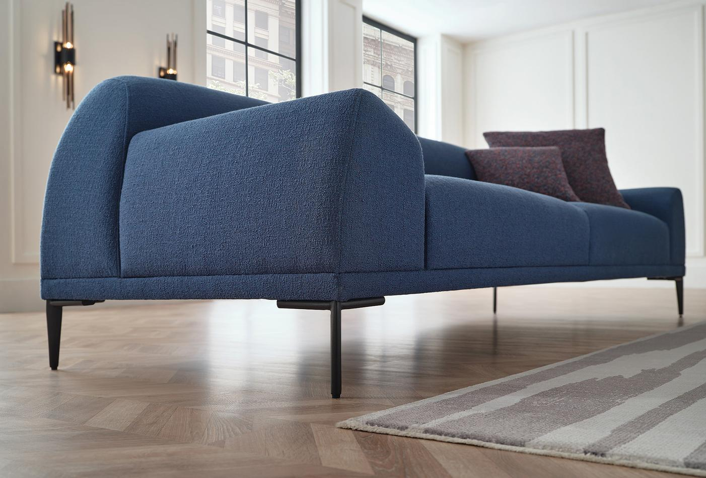 Триместен диван «Swan» + 2 декоративни възглавници, ширина 260см