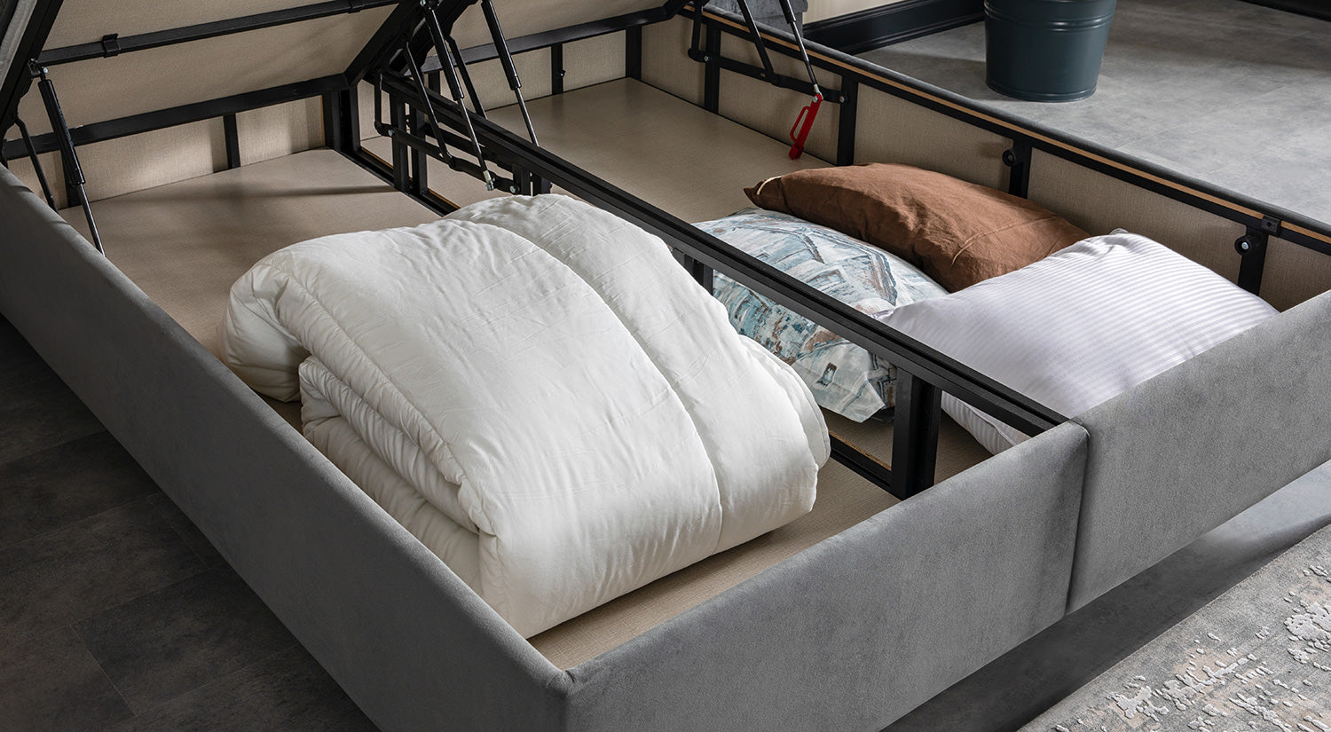 Тапицирано легло «Thermalist» + Матрак и табла - с място за съхранение, повдигащ механизъм, система за безшумно затваряне