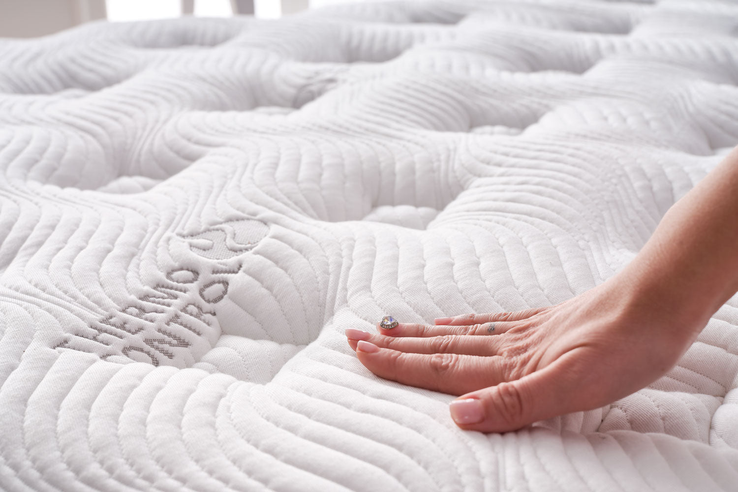 Тапицирано легло «Thermo Control» + Матрак и табла - с място за съхранение, матрак с технология за терморегулация