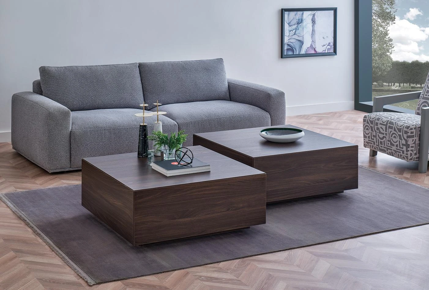 Холна маса «Tosca» - цвят орех, с размер 90х35х90см