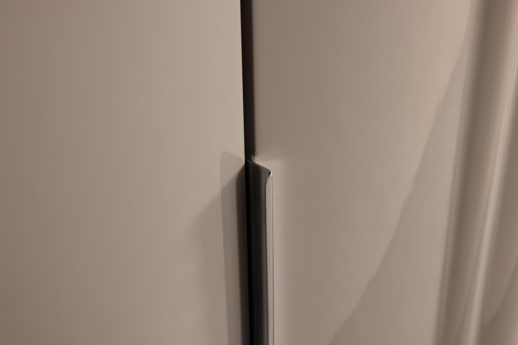 Гардероб «Bugatti» + LED осветление, с чекмеджета, ширина 206, 256 или 307см