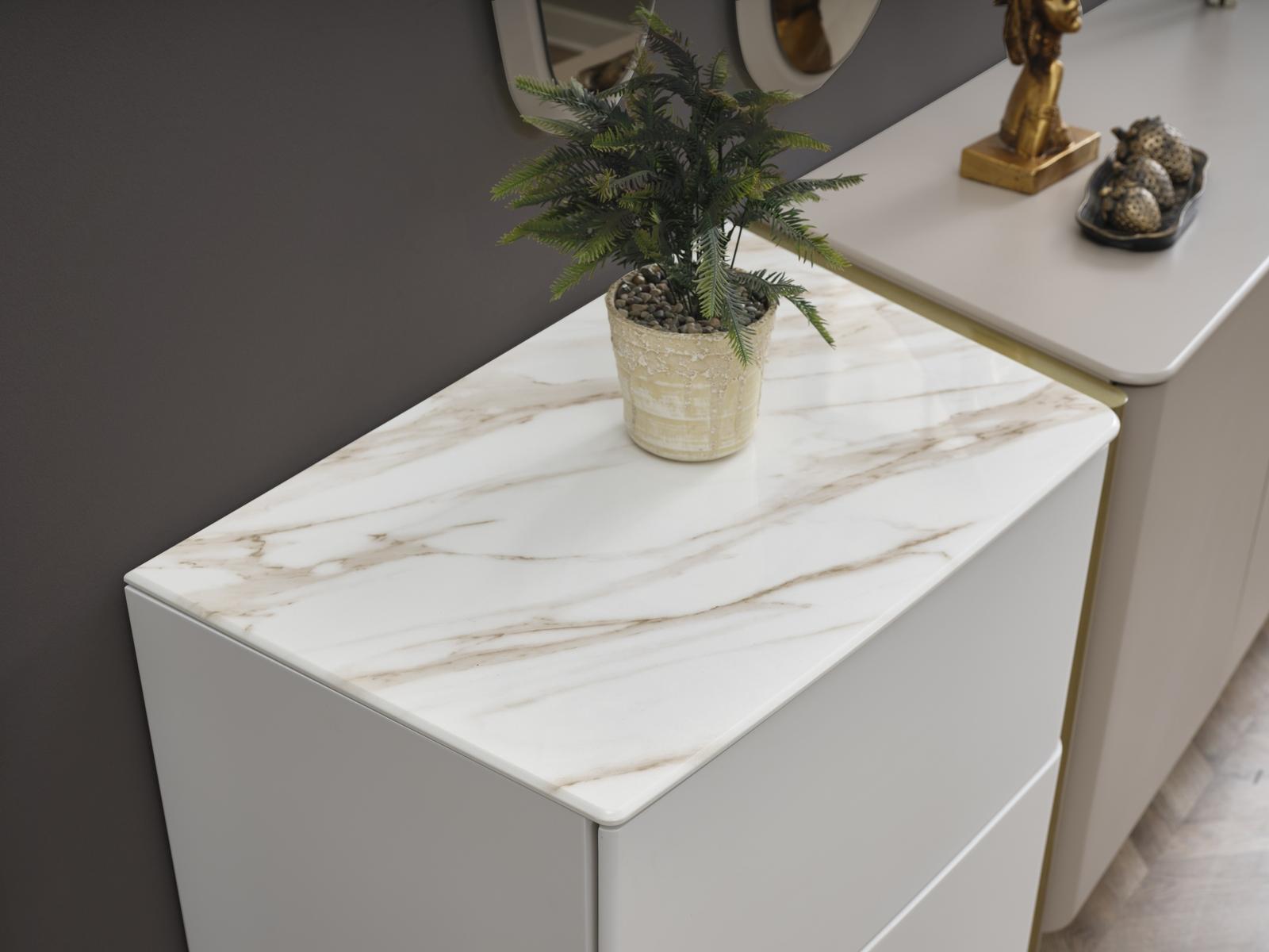 Бюфет с огледало Defne