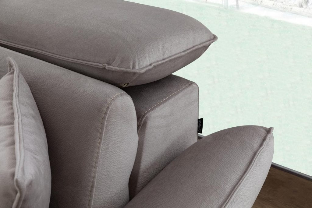 Триместен разтегателен диван «Kristal» + електрически механизъм, 2 декоративни възглавници